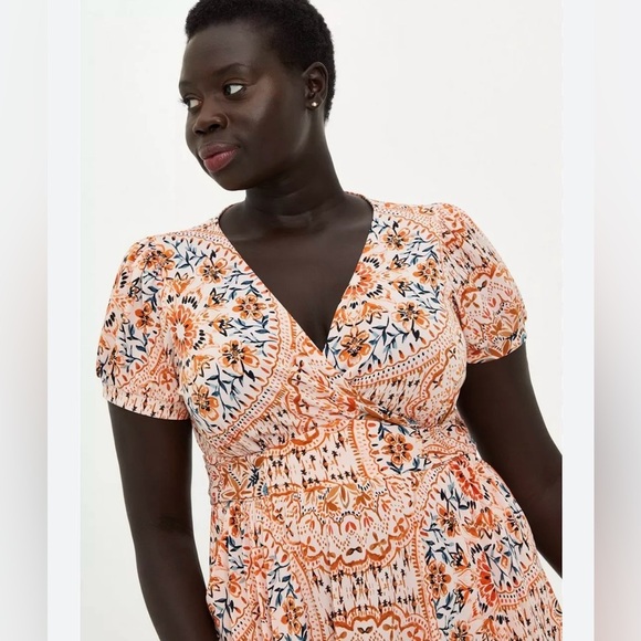 Torrid Peach Medallion Studio Knit Puff
Sleeve Skater Midi Dress -Size 3X-NWOT - Picture 3 of 14